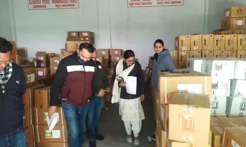 Hisar में बीज और खाद कंपनियों को कारण बताओ नोटिस जारी किए गए Hisar में बीज और खाद कंपनियों को कारण बताओ नोटिस जारी किए गए