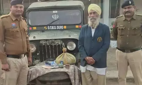 जीप से अफीम सप्लाई करने वाला बुजुर्ग अरेस्ट