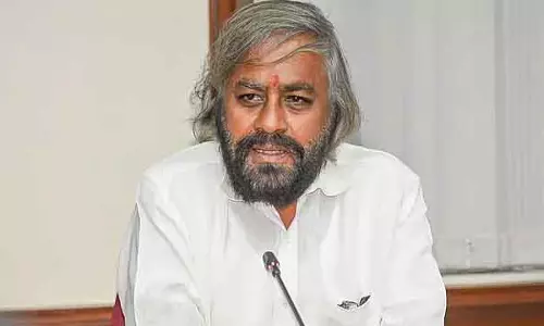 Ishwar Khandre ने केंद्र सरकार से किसानों को दिए गए मुआवज़े पर एक व्हाइट पेपर जारी करने का आग्रह किया