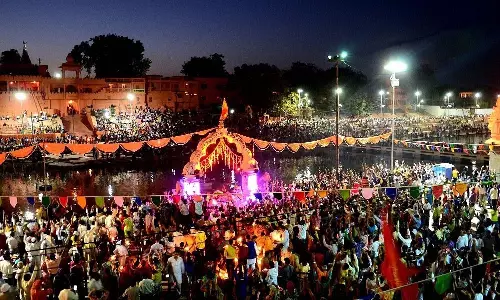 Ujjain: यूपी की टीम ने मेले के लिए बिजली व्यवस्थाओं का किया निरीक्षण