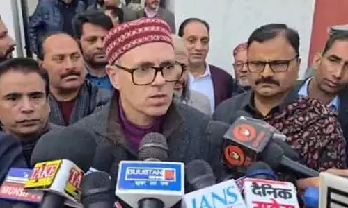Omar ने अचान लैंड-फिल साइट और ट्रैफिक जाम को गंभीर चुनौतियां बताया। Omar ने अचान लैंड-फिल साइट और ट्रैफिक जाम को गंभीर चुनौतियां बताया।
