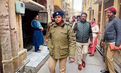 Jalandhar में ड्रग पेडलर का अवैध ढांचा गिराया गया