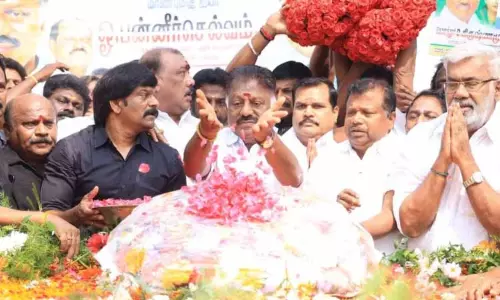 Tamil Nadu के पूर्व सीएम पन्नीरसेल्वम जल्द ही नई राजनीतिक पार्टी बना सकते हैं
