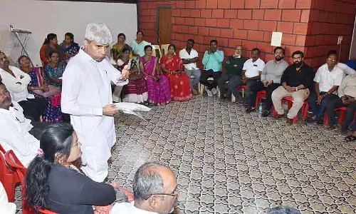 Karnataka : येत्तिनहोल सिंचाई परियोजना केंद्र और विश्वेश्वरैया जल निगम द्वारा विलंबित Karnataka : येत्तिनहोल सिंचाई परियोजना केंद्र और विश्वेश्वरैया जल निगम द्वारा विलंबित