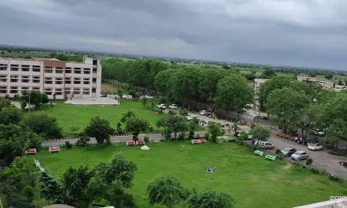 Mahendragarh: परीक्षा अधिकारी ने नकल रोकने की कोशिश की, उसे ड्यूटी से हटा दिया गया Mahendragarh: परीक्षा अधिकारी ने नकल रोकने की कोशिश की, उसे ड्यूटी से हटा दिया गया