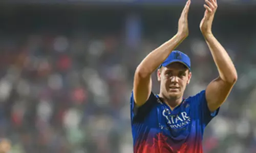 IPL नीलामी 2026: ग्रीन के लिए 18 करोड़ की अंतिम राशि तय IPL नीलामी 2026: ग्रीन के लिए 18 करोड़ की अंतिम राशि तय