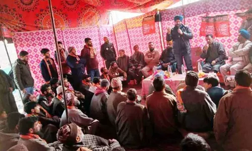 भाजपा वंशवाद पर नहीं, बल्कि योग्यता पर ध्यान देती है: Nalwa भाजपा वंशवाद पर नहीं, बल्कि योग्यता पर ध्यान देती है: Nalwa