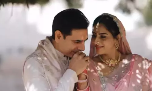 एक महीने पूरे, Ashlesha सावंत की वृंदावन शादी का जश्न