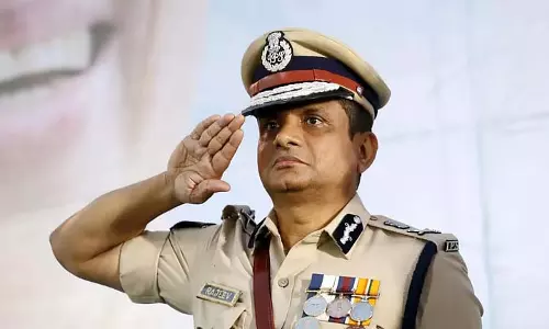 DG राजीव कुमार, सीपी मुकेश कुमार को फटकार; अनीश सरकार सस्पेंड