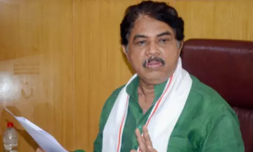 Bengaluru: किसानों के लिए 190 टन यूरिया कालाबाज़ारी में ज़ब्त Bengaluru: किसानों के लिए 190 टन यूरिया कालाबाज़ारी में ज़ब्त