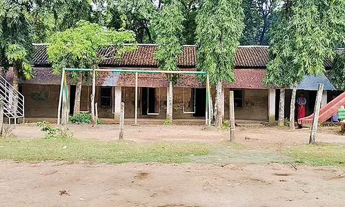 खराब हालत वाले स्कूलों को लेकर घबराहट, Infrastructure के लिए 8 करोड़ रुपये आवंटित खराब हालत वाले स्कूलों को लेकर घबराहट, Infrastructure के लिए 8 करोड़ रुपये आवंटित