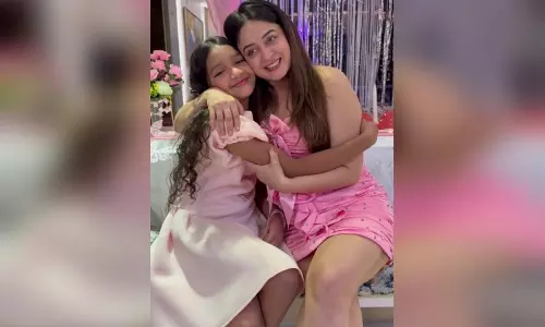 Mahi Vij ने अपनी गोद ली हुई बेटी खुशी को उसके जन्मदिन पर विश किया