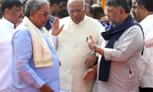 Congress: ग्रैंड ओल्ड पार्टी पर क्षत्रपों की पकड़ Congress: ग्रैंड ओल्ड पार्टी पर क्षत्रपों की पकड़