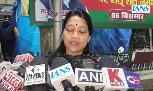 रायबरेली में सर्दी से राहत की तैयारी तेज, नाइट शेल्टर और अलाव स्थलों का डीएम ने किया निरीक्षण रायबरेली में सर्दी से राहत की तैयारी तेज, नाइट शेल्टर और अलाव स्थलों का डीएम ने किया निरीक्षण