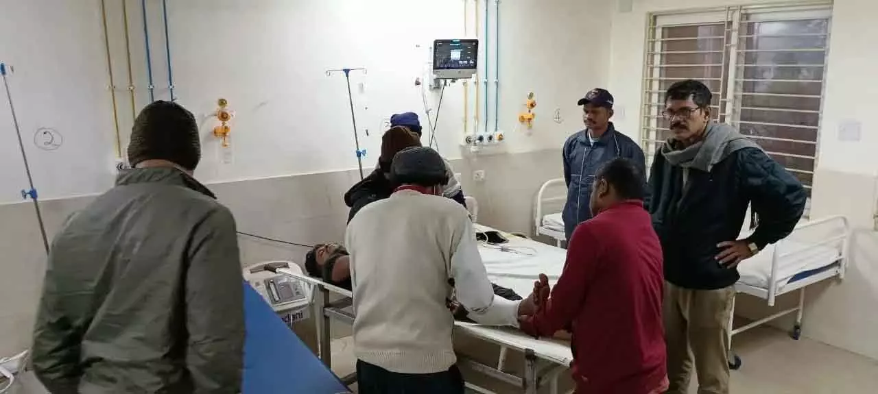 Odisha : भद्रक में पुलिस मुठभेड़ में कुख्यात अपराधी घायल, अस्पताल में भर्ती Odisha : भद्रक में पुलिस मुठभेड़ में कुख्यात अपराधी घायल, अस्पताल में भर्ती
