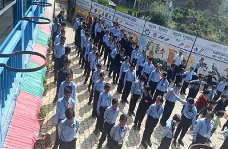 Haryana : स्कूलों में प्रार्थना को लेकर होने जा रहा ये बड़ा बदलाव, जारी हुए आदेश Haryana : स्कूलों में प्रार्थना को लेकर होने जा रहा ये बड़ा बदलाव, जारी हुए आदेश