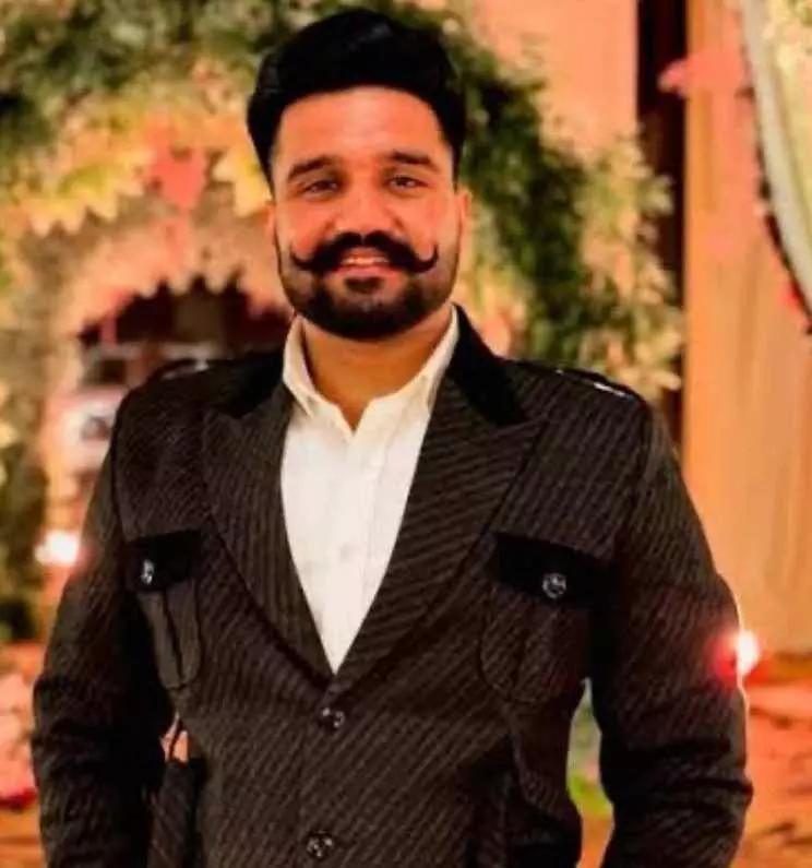 Mohali में कबड्डी टूर्नामेंट के दौरान टीम प्रमोटर की गोली मारकर हत्या कर दी गई Mohali में कबड्डी टूर्नामेंट के दौरान टीम प्रमोटर की गोली मारकर हत्या कर दी गई