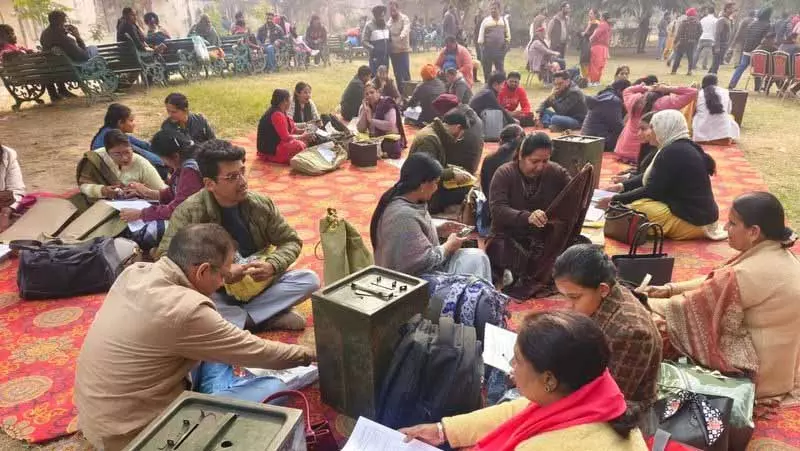 ब्लॉक समिति चुनावों में वोटों की गिनती की वीडियोग्राफी के लिए Punjab HC में याचिका दायर की ब्लॉक समिति चुनावों में वोटों की गिनती की वीडियोग्राफी के लिए Punjab HC में याचिका दायर की