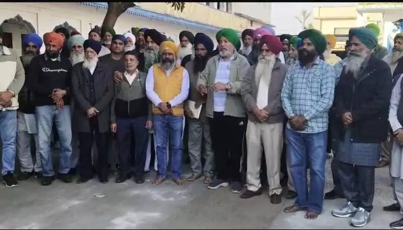 BKU (दोआबा) ने फगवाड़ा शुगर मिल को चलने की इजाज़त दी, 18 दिसंबर को DC ऑफिस का घेराव करेंगे BKU (दोआबा) ने फगवाड़ा शुगर मिल को चलने की इजाज़त दी, 18 दिसंबर को DC ऑफिस का घेराव करेंगे