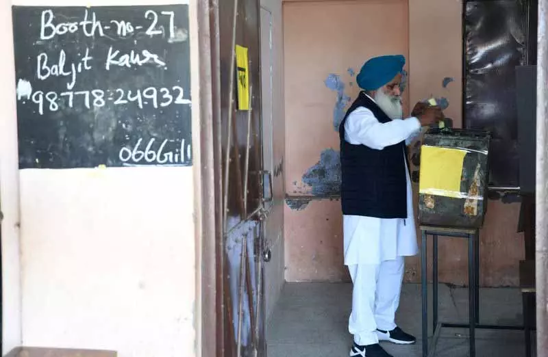 निवासियों ने आने वाले ZP, BS सदस्यों से शिक्षा पर ध्यान देने की मांग की निवासियों ने आने वाले ZP, BS सदस्यों से शिक्षा पर ध्यान देने की मांग की