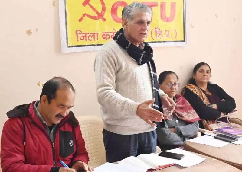 Mandi में 26-27 दिसंबर को एम्बुलेंस कर्मचारी हड़ताल करेंगे Mandi में 26-27 दिसंबर को एम्बुलेंस कर्मचारी हड़ताल करेंगे