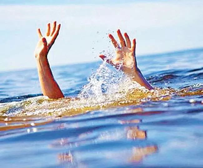 Jaipur: इलाज से निराश युवक ने किया आत्मघाती प्रयास Jaipur: इलाज से निराश युवक ने किया आत्मघाती प्रयास
