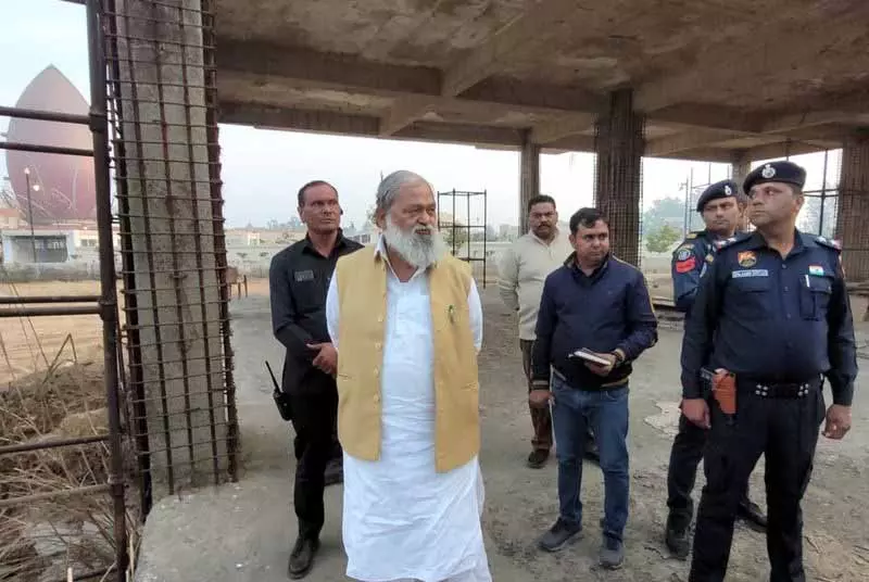 Anil Vij ने अंबाला कैंट में साइंस सेंटर का निरीक्षण किया, अधिकारियों को काम में तेज़ी लाने का निर्देश दिया Anil Vij ने अंबाला कैंट में साइंस सेंटर का निरीक्षण किया, अधिकारियों को काम में तेज़ी लाने का निर्देश दिया