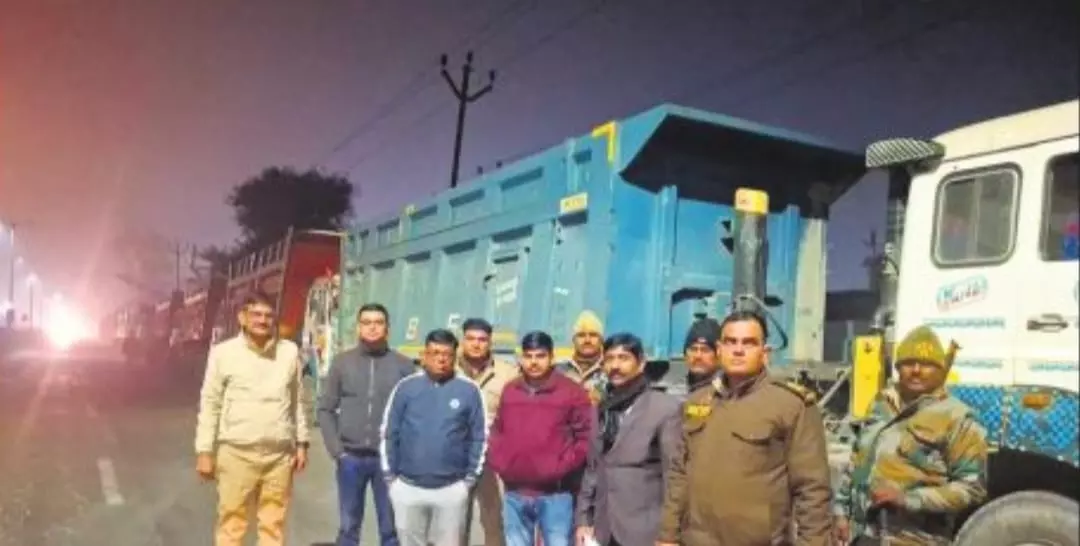 Bareilly: भाजपा नेता के डंपर और वाहन सीज, प्रशासन ने किया नोटिस Bareilly: भाजपा नेता के डंपर और वाहन सीज, प्रशासन ने किया नोटिस