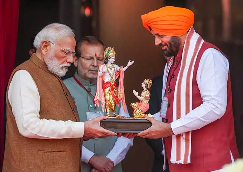 कोई चुनाव नहीं होने के बावजूद, Haryana राजनीतिक केंद्र के रूप में उभरा है कोई चुनाव नहीं होने के बावजूद, Haryana राजनीतिक केंद्र के रूप में उभरा है