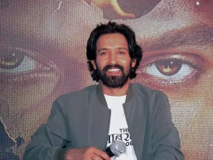 Vishal भारद्वाज की ओरोमियो में शाहिद, तृप्ति, नाना, विक्रांत और तमन्ना Vishal भारद्वाज की ओरोमियो में शाहिद, तृप्ति, नाना, विक्रांत और तमन्ना
