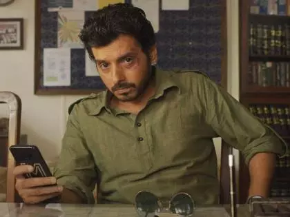 Divyendu की परफॉर्मेंस ने साबित की उनकी एक्टिंग रेंज Divyendu की परफॉर्मेंस ने साबित की उनकी एक्टिंग रेंज