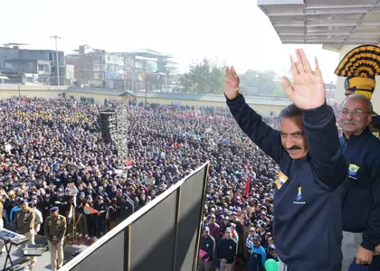 Himachal के सीएम ने नशा विरोधी जागरूकता वॉकथॉन का नेतृत्व किया Himachal के सीएम ने नशा विरोधी जागरूकता वॉकथॉन का नेतृत्व किया
