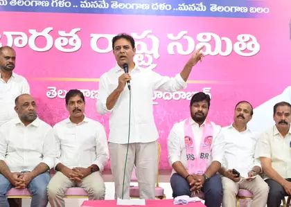 तेलंगाना पंचायत चुनाव: KTR ने कांग्रेस विधायकों पर मनमानी का आरोप लगाया तेलंगाना पंचायत चुनाव: KTR ने कांग्रेस विधायकों पर मनमानी का आरोप लगाया