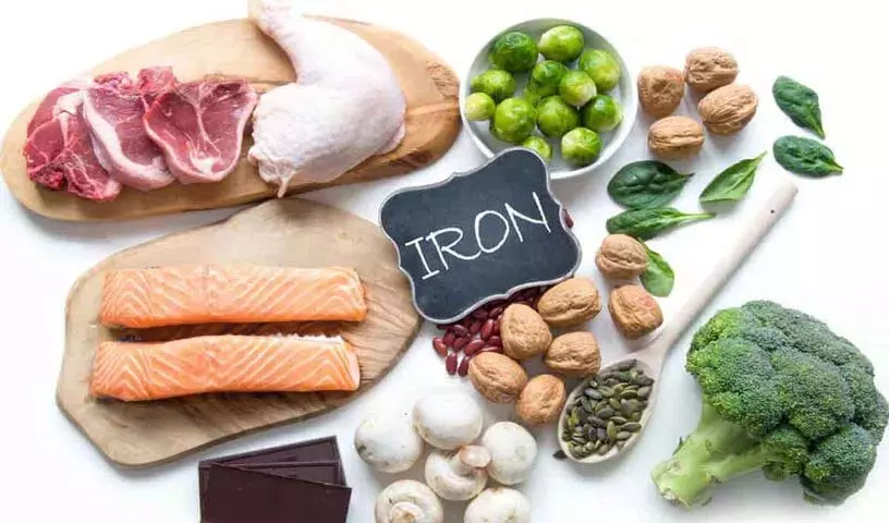 Iron वाले फूड्स: कई शानदार स्वास्थ्य लाभों के लिए इन्हें रोज़ खाएं Iron वाले फूड्स: कई शानदार स्वास्थ्य लाभों के लिए इन्हें रोज़ खाएं
