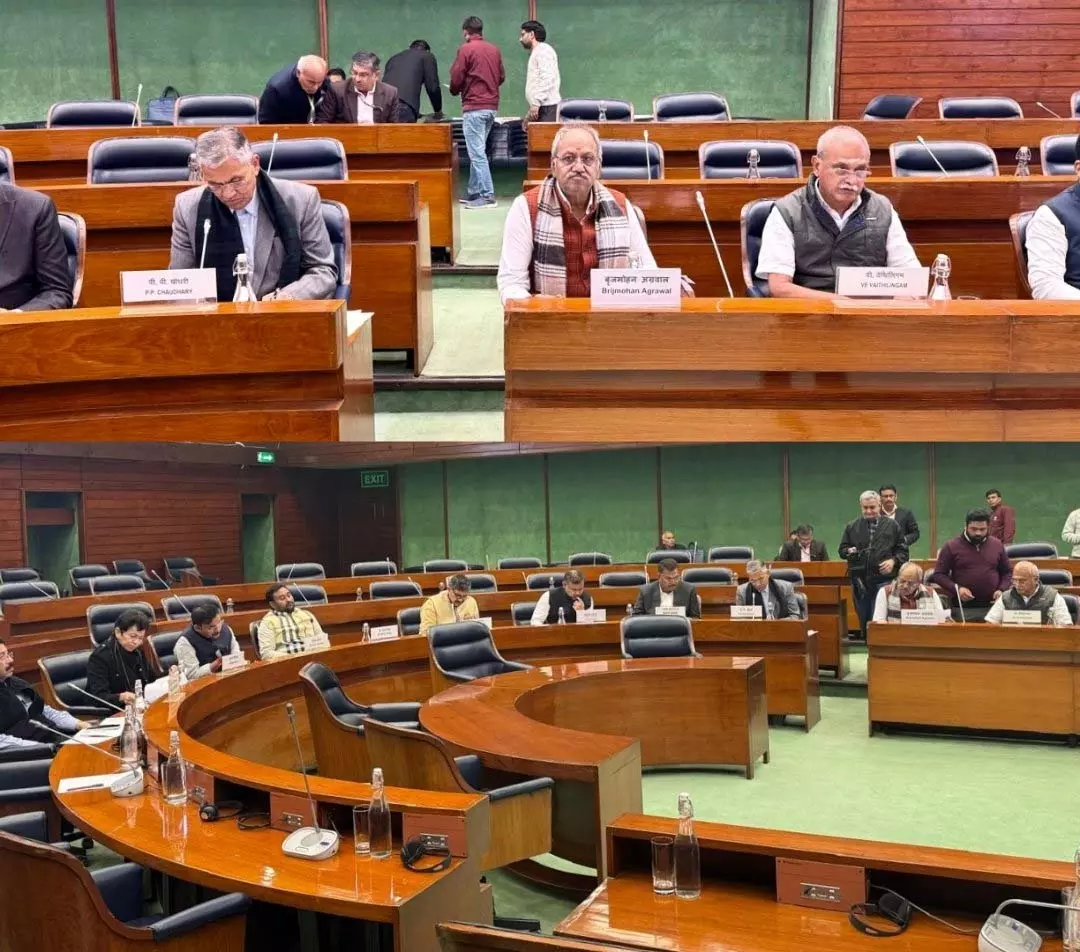 वाइब्रेंट विलेजेज़ प्रोग्राम-I की समीक्षा में सांसद बृजमोहन अग्रवाल की निर्णायक पहल वाइब्रेंट विलेजेज़ प्रोग्राम-I की समीक्षा में सांसद बृजमोहन अग्रवाल की निर्णायक पहल