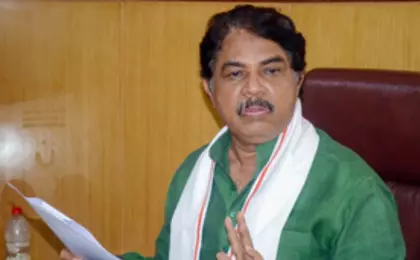 Bengaluru: किसानों के लिए 190 टन यूरिया कालाबाज़ारी में ज़ब्त Bengaluru: किसानों के लिए 190 टन यूरिया कालाबाज़ारी में ज़ब्त
