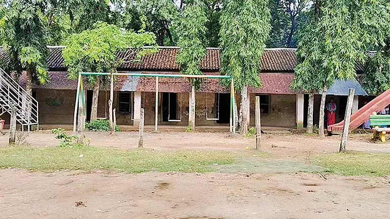 खराब हालत वाले स्कूलों को लेकर घबराहट, Infrastructure के लिए 8 करोड़ रुपये आवंटित खराब हालत वाले स्कूलों को लेकर घबराहट, Infrastructure के लिए 8 करोड़ रुपये आवंटित