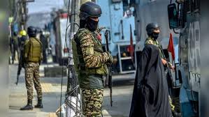 Kashmir : आतंकी नेटवर्क का भंडाफोड़, 12 संदिग्ध हिरासत में लिए गए