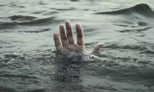 Bihar  : पानी भरे गड्ढे में डूबने से तीन बच्चों की मौत, सदमें में परिवार