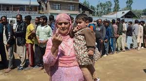 Baramulla के पेसर को ₹8.4 करोड़ में चुने जाने के बाद कश्मीर में खुशी का माहौल