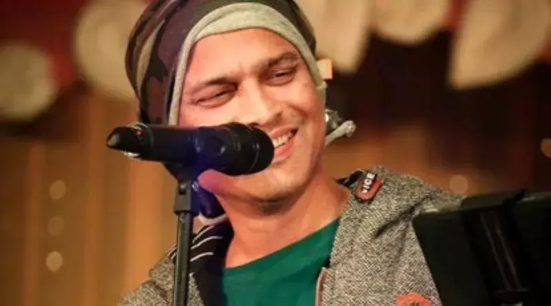 Zubeen Garg मौत मामला न्यायिक चरण में पहुंचा, आरोपी वीडियो लिंक के ज़रिए पेश हुए Zubeen Garg मौत मामला न्यायिक चरण में पहुंचा, आरोपी वीडियो लिंक के ज़रिए पेश हुए