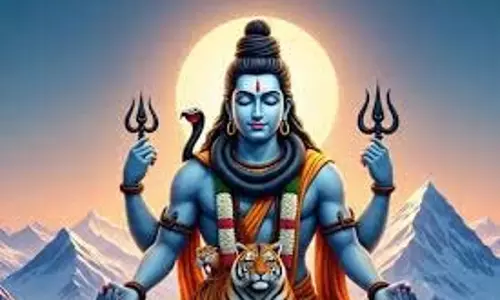 Pradosh Vrat Bhagwan Shiv Chalisa: आज है साल का आखिरी प्रदोष व्रत, करें शिव चालीसा का पाठ, बिगड़ी बनाएंगे महादेव