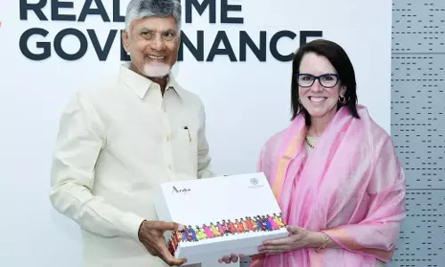 Andhra भारत-अमेरिका संबंधों में महत्वपूर्ण भूमिका निभा रहा है: चंद्रबाबू नायडू Andhra भारत-अमेरिका संबंधों में महत्वपूर्ण भूमिका निभा रहा है: चंद्रबाबू नायडू