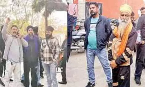 Phagwara में युवा वोटर पर हमले के विरोध में ग्रामीणों ने प्रदर्शन किया