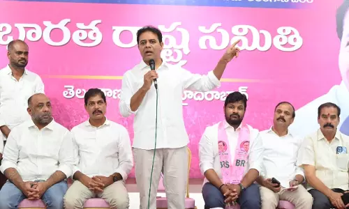 Telangana पंचायत चुनाव: केटीआर ने कांग्रेस विधायकों पर मनमानी का आरोप लगाया