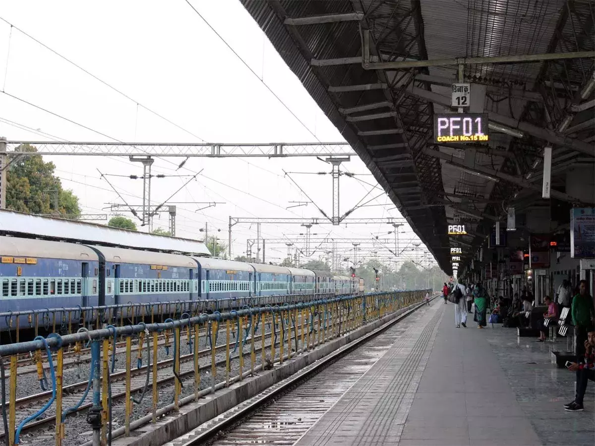 Bhopal: नई स्पेशल ट्रेन से MP को सीधा कनेक्शन Bhopal: नई स्पेशल ट्रेन से MP को सीधा कनेक्शन