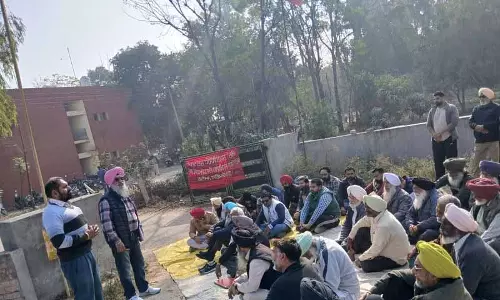 PSPCL के पेंशनभोगियों और कर्मचारियों ने विरोध प्रदर्शन किया PSPCL के पेंशनभोगियों और कर्मचारियों ने विरोध प्रदर्शन किया