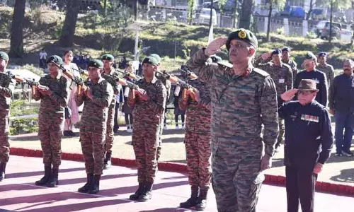 Himachal: शौर्य को सलाम, विजय दिवस पर 1971 युद्ध के नायकों को श्रद्धांजलि दी गई Himachal: शौर्य को सलाम, विजय दिवस पर 1971 युद्ध के नायकों को श्रद्धांजलि दी गई