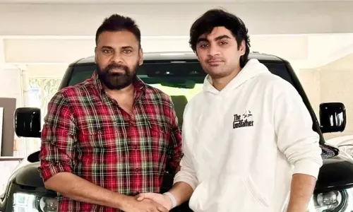 पवन कल्याण ने OG डायरेक्टर सुजीत को 3 करोड़ रुपये की SUV गिफ्ट की पवन कल्याण ने OG डायरेक्टर सुजीत को 3 करोड़ रुपये की SUV गिफ्ट की