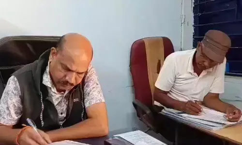 धमतरी जिले में तीन की मौत, अलग-अलग जगहों में सड़क हादसे धमतरी जिले में तीन की मौत, अलग-अलग जगहों में सड़क हादसे